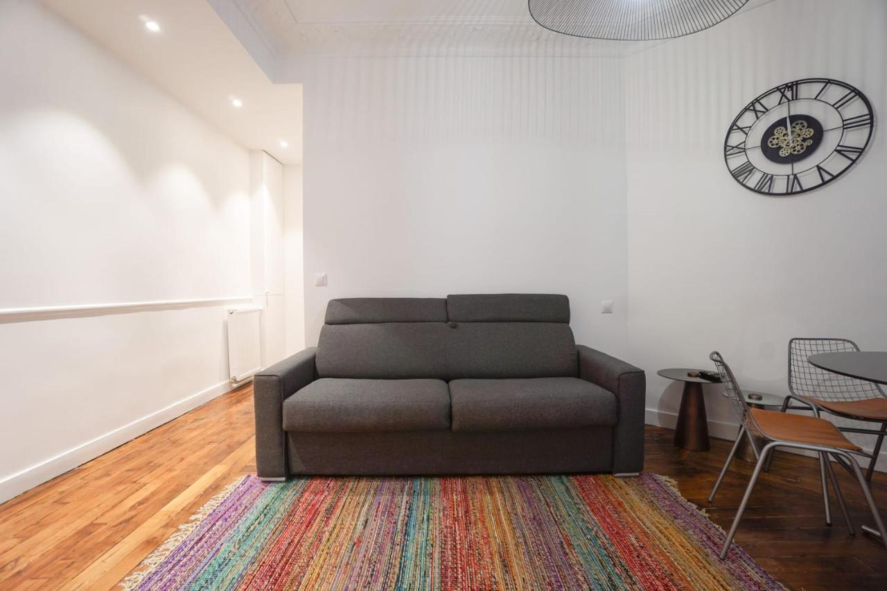 Apartment Large Flat At 2 Steps From The Eiffel Tower *